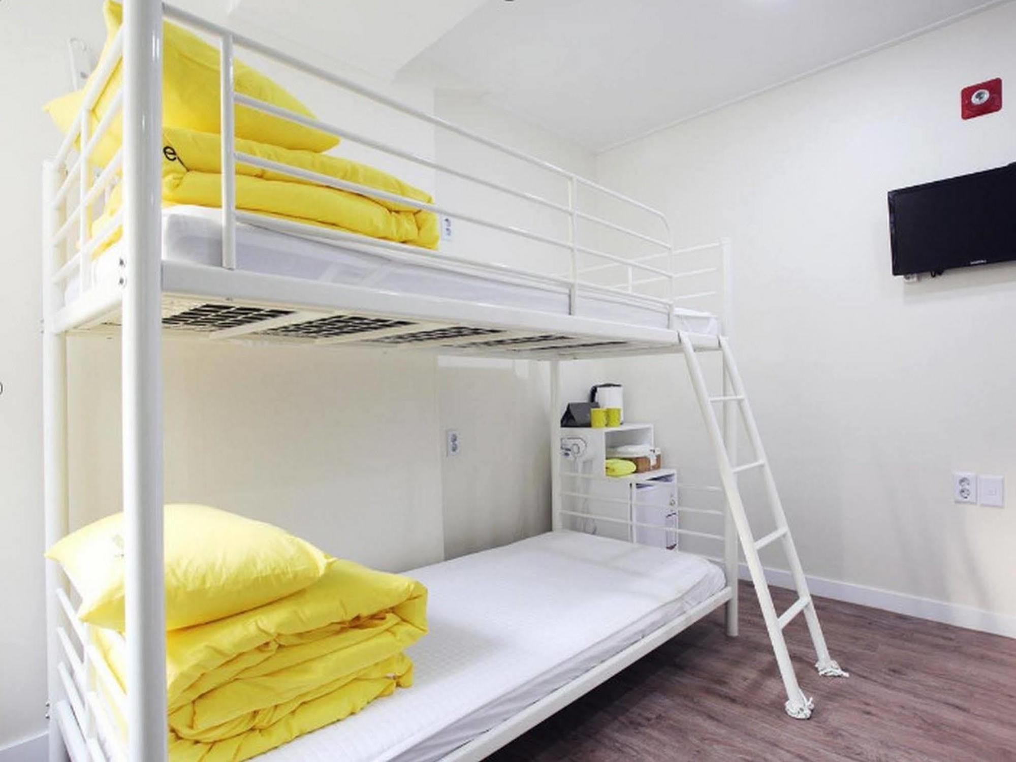 סיאול 24 Guesthouse Myeongdong Avenue מראה חיצוני תמונה